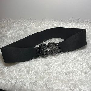 Clip detailed belt